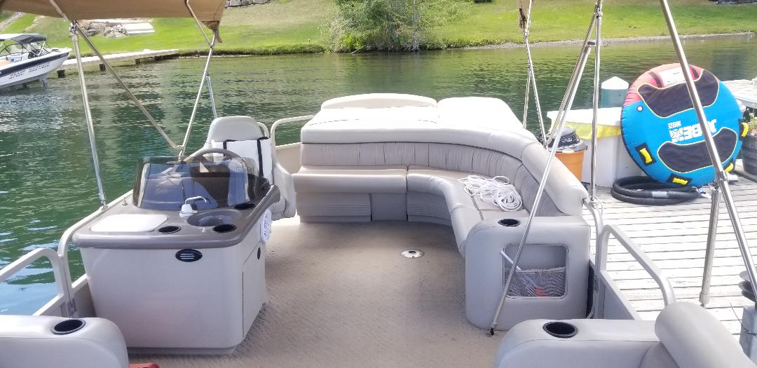 Pontoon Boat Rentals in Sandpoint on Lake Pend Orielle, Bayview, Farragut,  Lake Coeur d'Alene, Hayden Lake, Spirit Lake and Twin Lakes